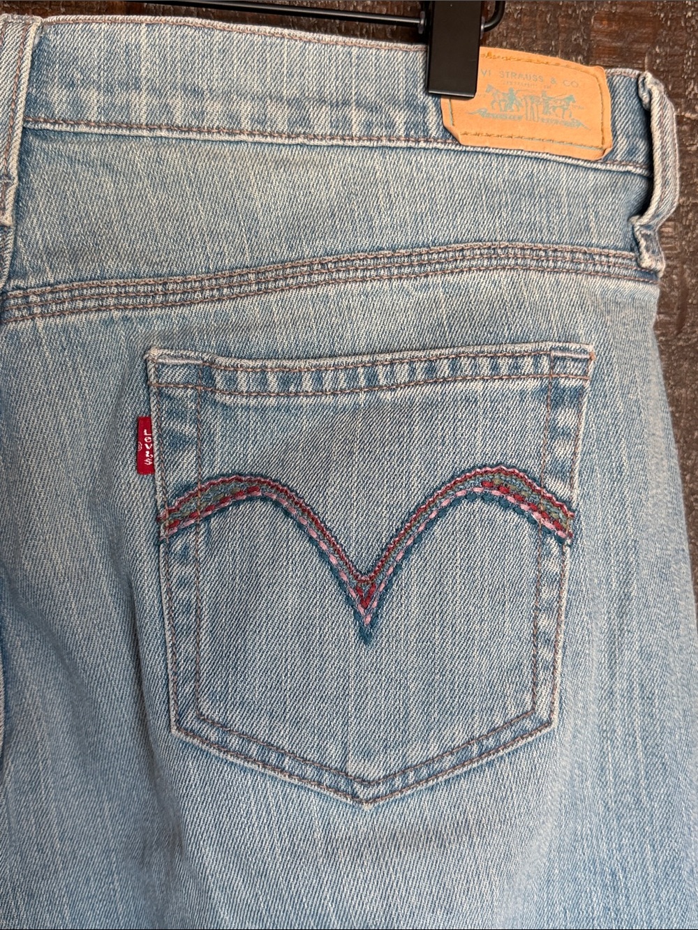 RARE Levi’s 515 shorts frayed cut offs colorful back pockets trim womens size 12 - Picture 8 of 12